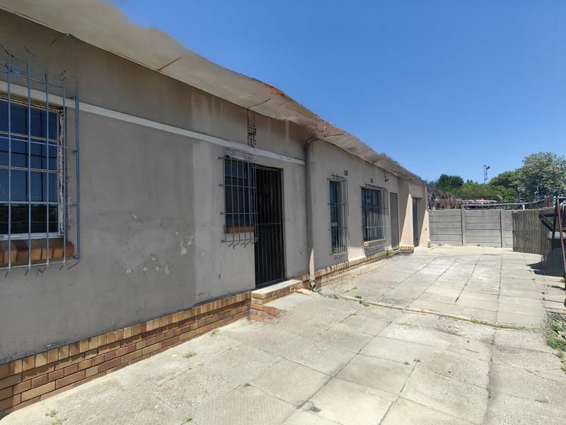 4 Bedroom Property for Sale in Parow Valley Western Cape